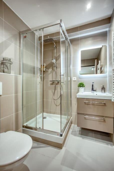 Amazing Apart New Bastille 3 Bedrooms 2 Bathrooms 파리 외부 사진
